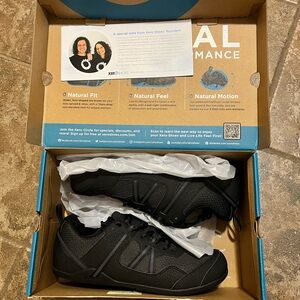 Xero Shoes 
Prio Shoes - Men's
Black color
Size 10.5